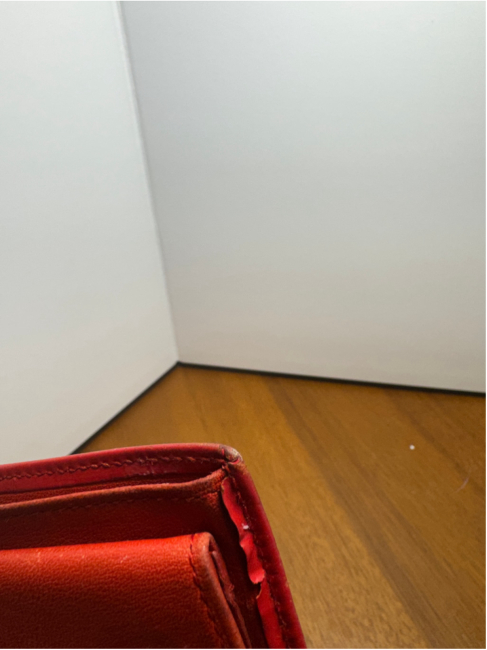 Loewe Red Patent Leather Bifold Small Wallet - Picture 9 of 11